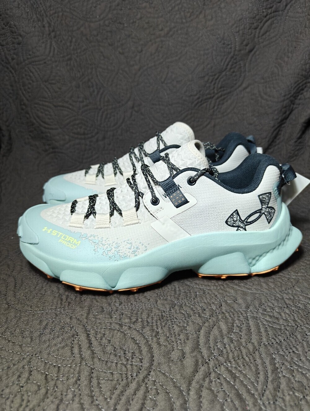 NWT UA Expanse Low Waterproof Blue White Women's Trail Running Shoes Size 7